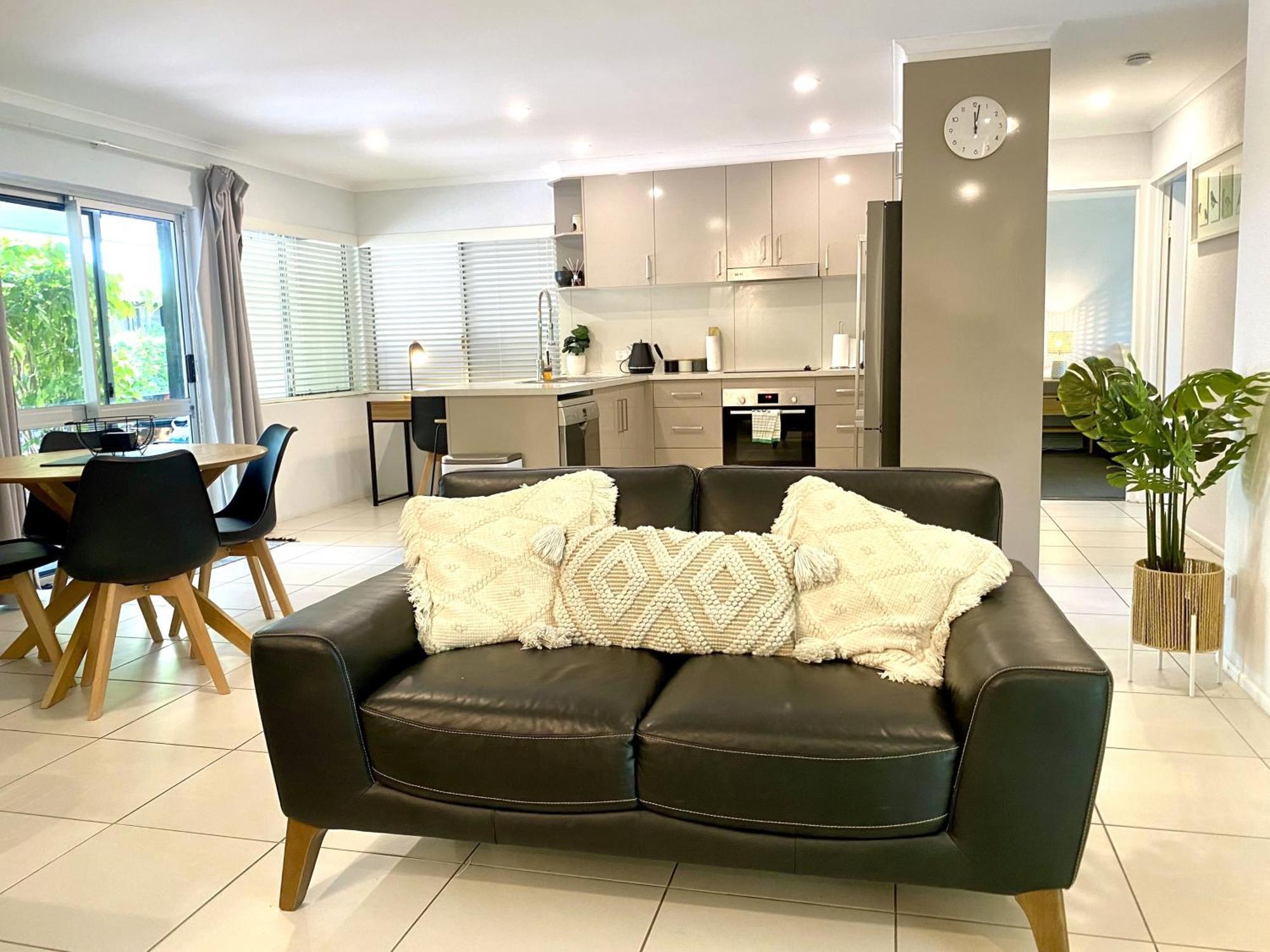 Lychee Tree Holiday Apartments Port Douglas Exterior foto